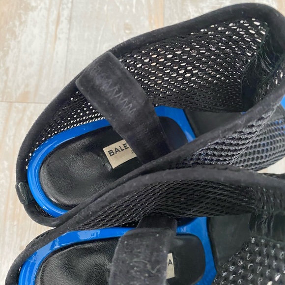 Balenciaga chunky glove sandals - Picture 3 of 5